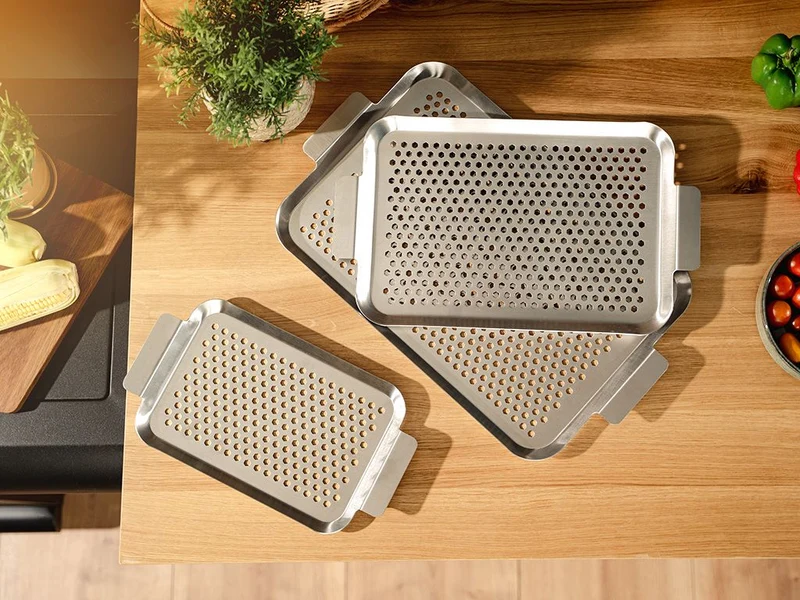 BBQ-SCHALE AUS EDELSTAHL 43×25 CM