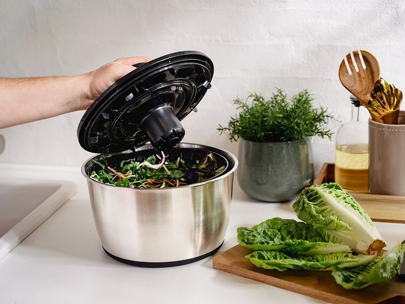 SALATSCHLEUDER AUS EDELSTAHL