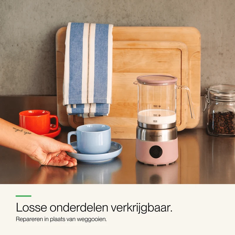 Digitale glazen melkopschuimer roze