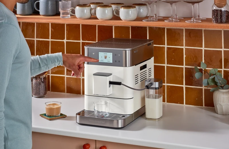 KitchenAid Espresso Collection vollautomatische Espressomaschine KF7 5KES8557