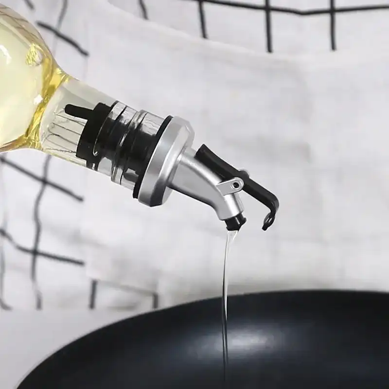Pour Spout Leak-proof Oil Bottle Dispenser