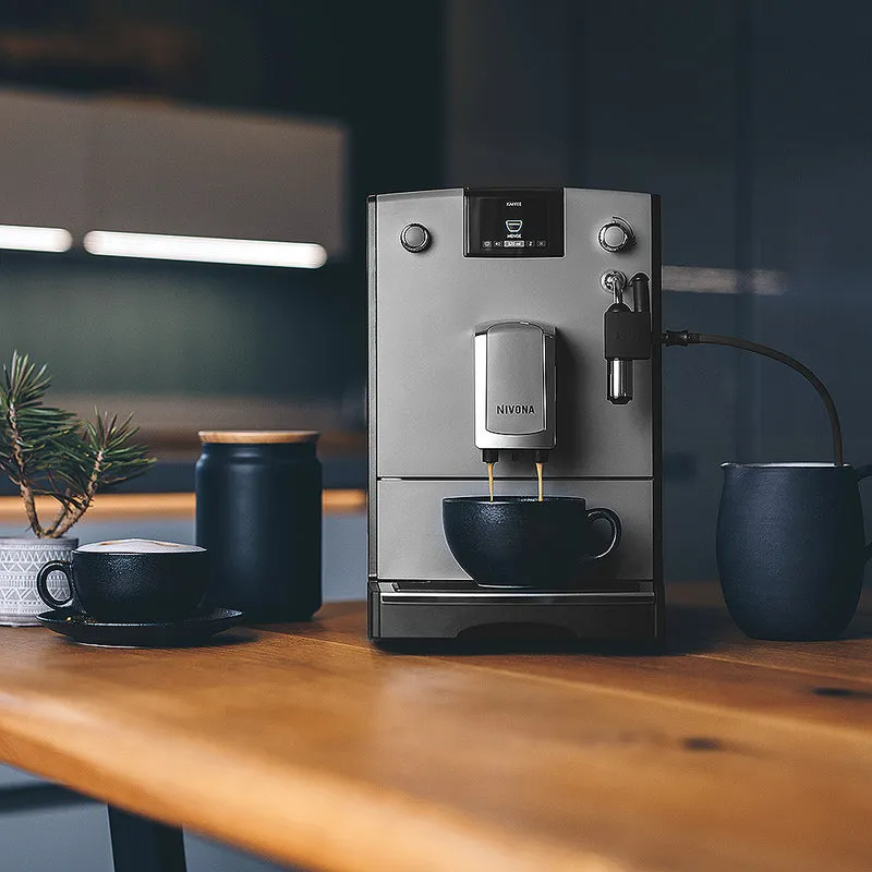 Nivona Kaffeevollautomat CafeRomatica NICR 555 DesignGrau mit Milchaufschäumer