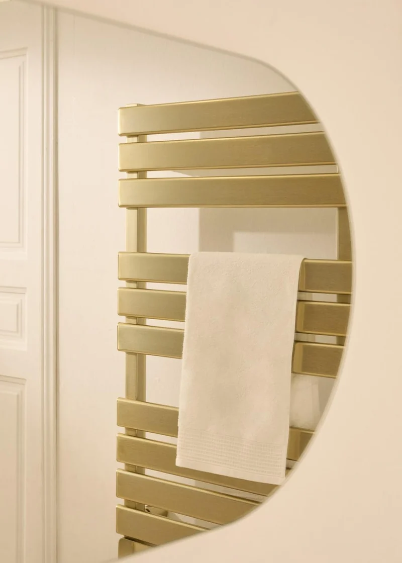 CREATE / WARM Towel 500W / Elektrischer Badheizkörper Gold / 96,9x55x5cm / Für Boden oder Wand, Time