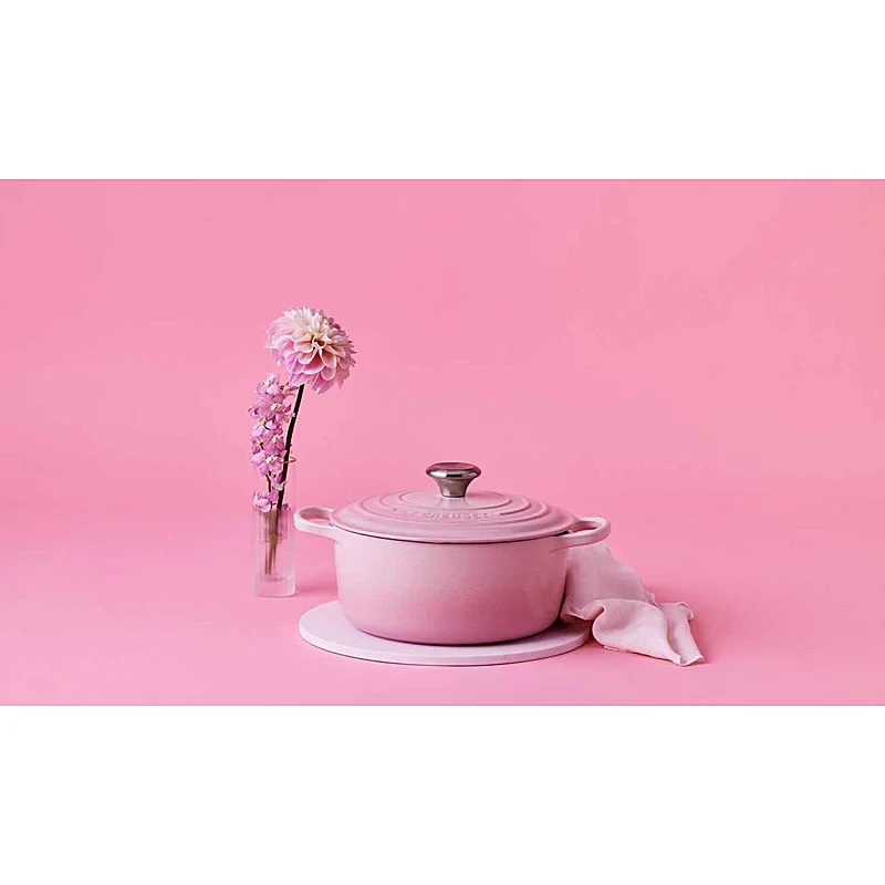 Le Creuset Bräter Signature rund 24 cm Shell Pink