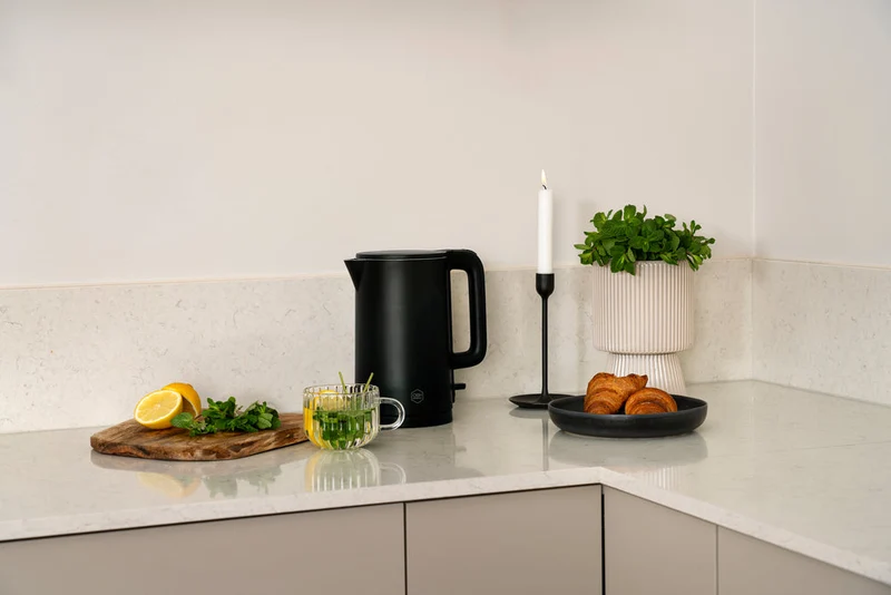 OBH Nordica - Wasserkocher Thermo Protect 1,5 l schwarz
