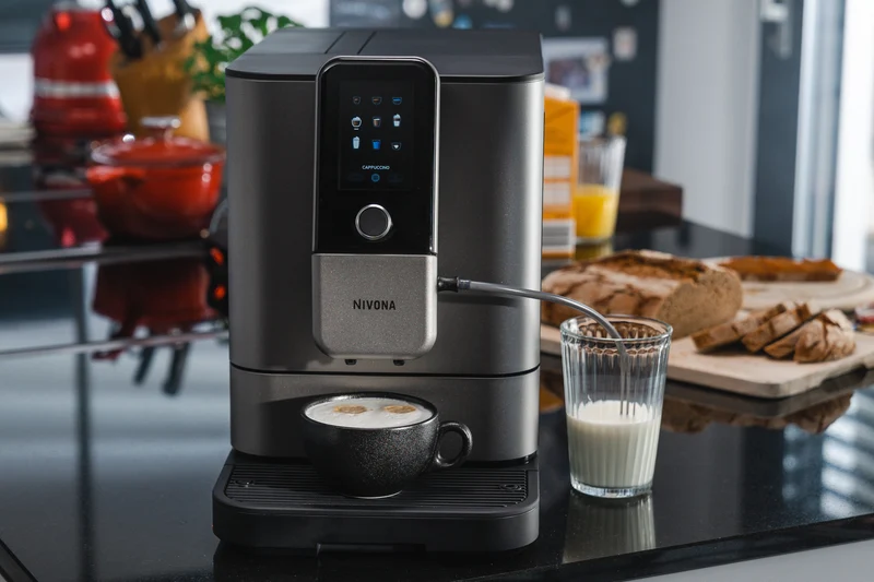 Nivona Kaffeevollautomat Nivo 8103 Titan + Starterpaket im Wert von 49 €