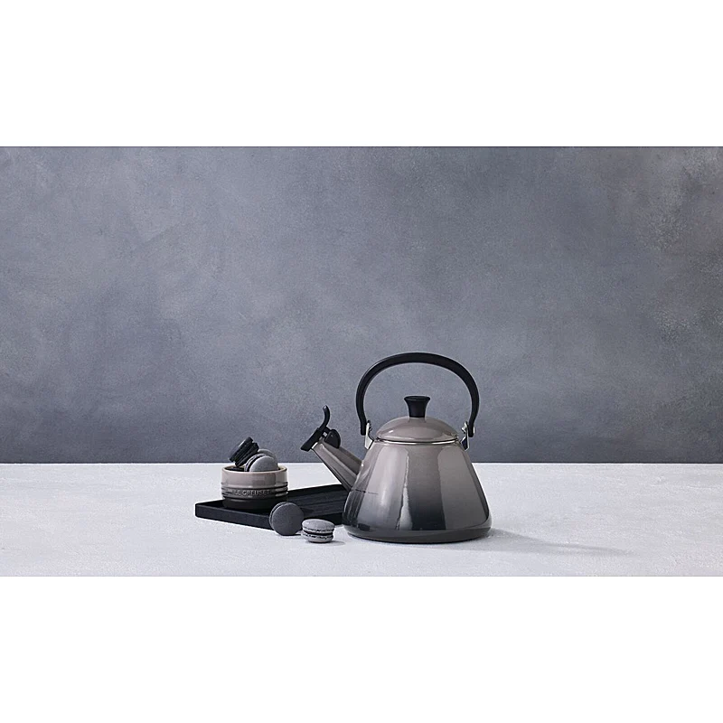 Le Creuset Wasserkessel Kone 1,6 Liter Flint