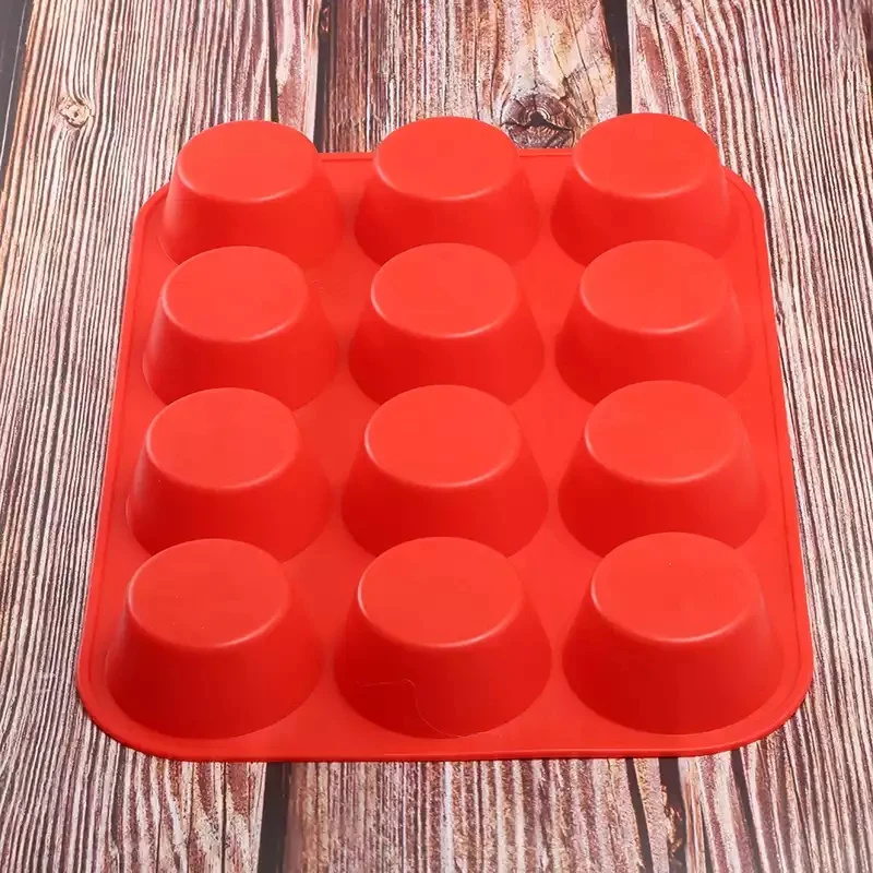 12 Cup Large Silicone Cupcake Mould
