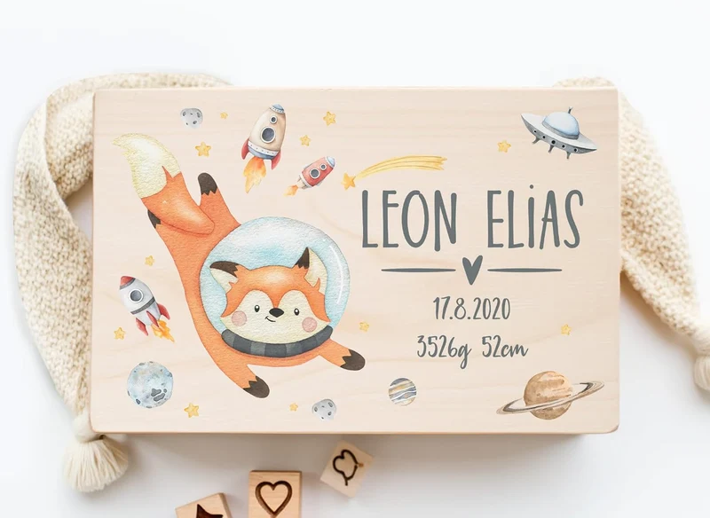 Little Deco Erinnerungsbox Baby Weltall Holzkiste personalisiert | 40 x 30 x 22 cm | Erinnerungskist