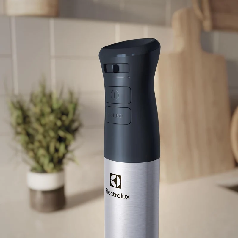 Electrolux Create 5 Stabmixer E5HB1-6SS, inkl. Schneebesen, Becher & Mini-Zerkleinerer, mehrere Gesc