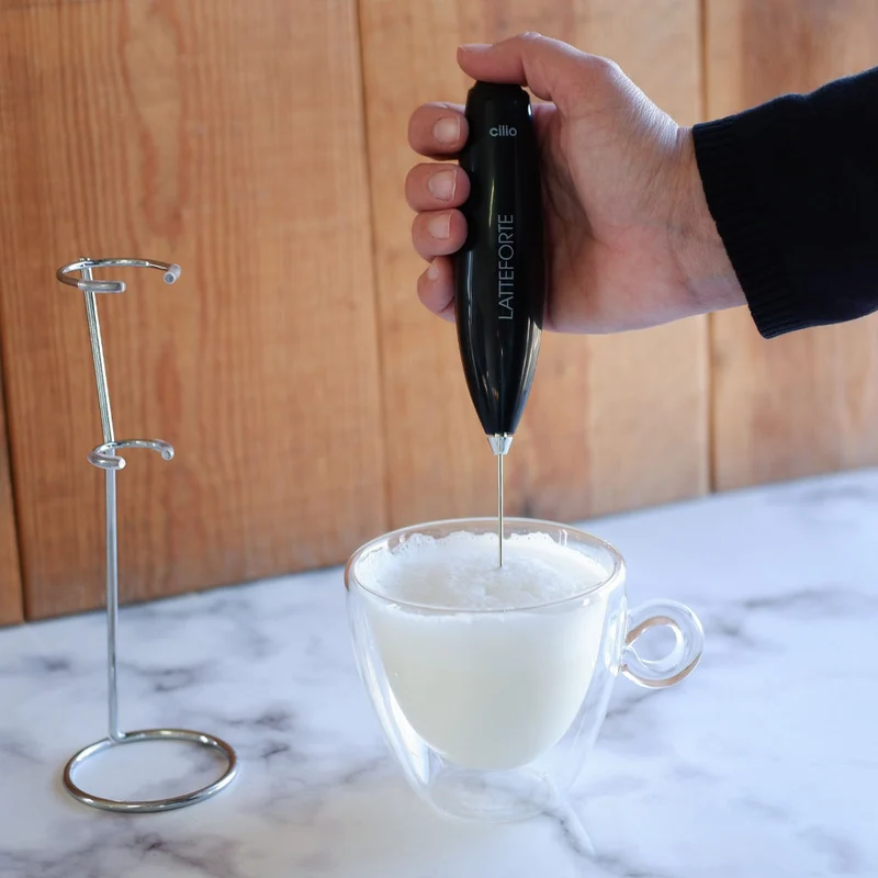 Batidor espumador para leche Cilio (con soporte)