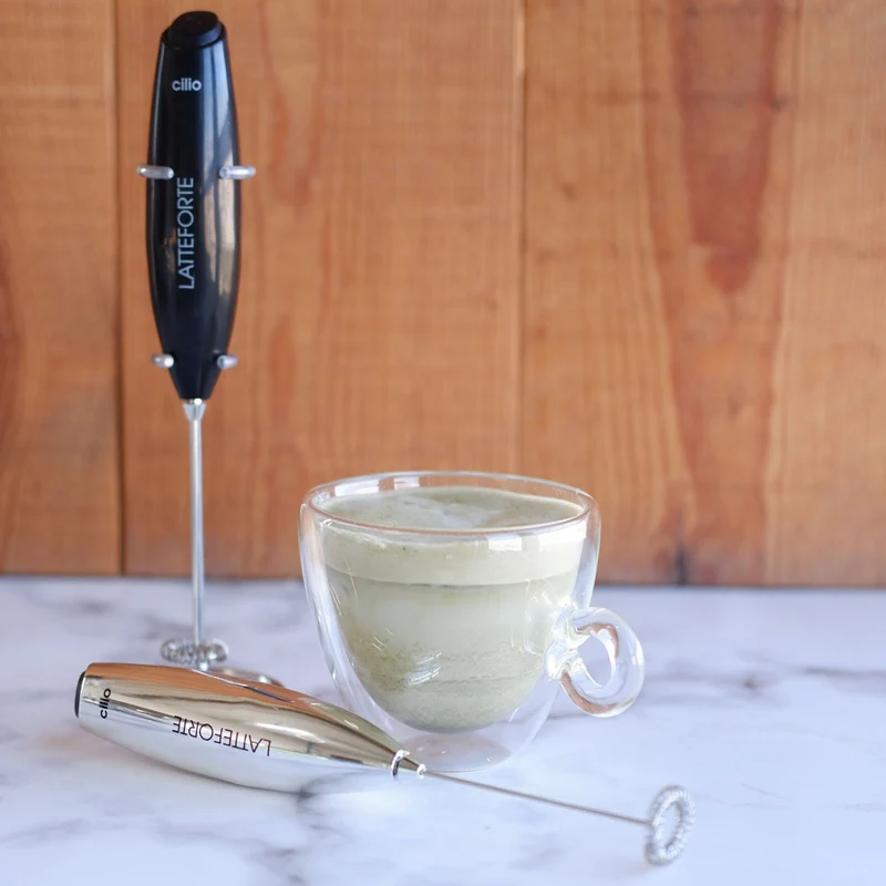 Batidor espumador para leche Cilio (con soporte)