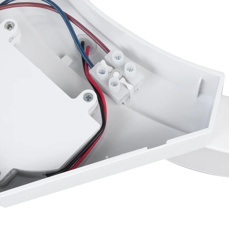 Maclean Energy MCE290 LED lamp with infrared motion sensor W 800lm 10W IP54 white