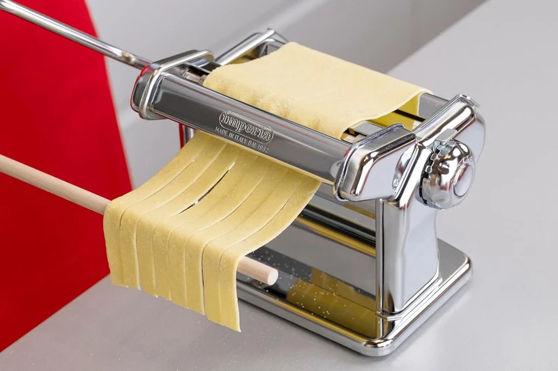 Imperia IPASTA Gourmet Linie. Nudelmaschine für raue Pasta. 100% Made in Italy. Frischpastamaschine