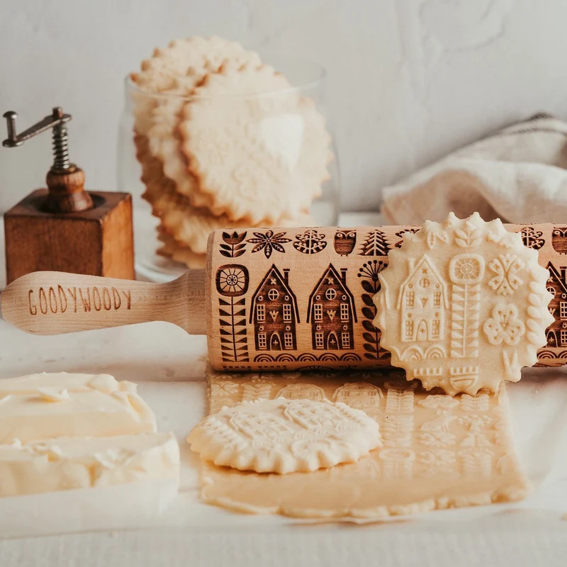Goody Woody engraved cake roller, 46 cm, beech wood, Scandinavian style