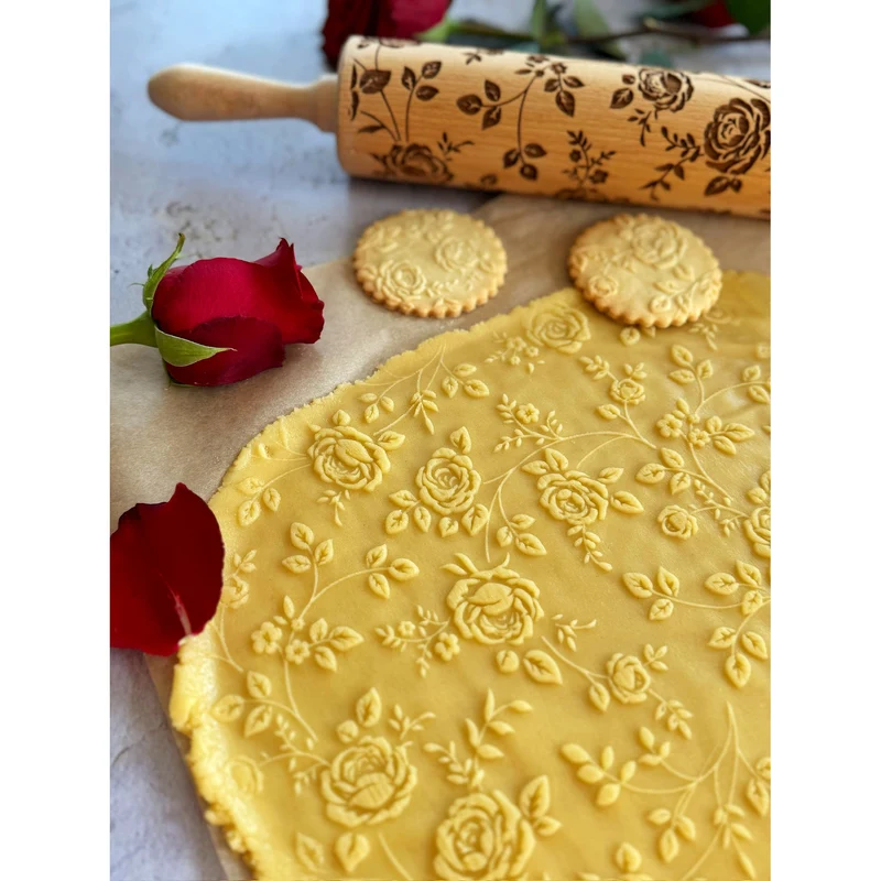 Goody Woody engraved cake roller, 46 cm, beech wood, wild rose pattern