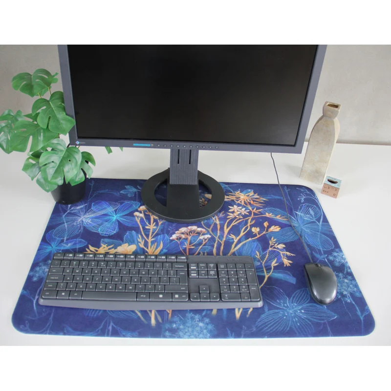 Bertoni Desk Mat, Felt, 50x70 cm, Midnight