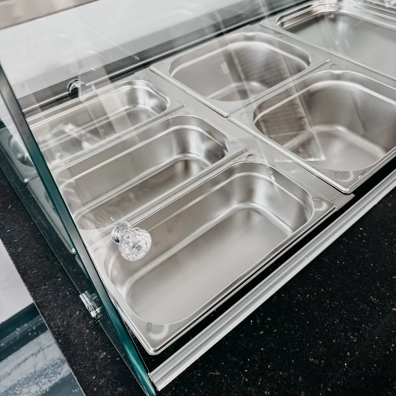 Salattheke Kühltheke Salatvitrine Glasaufsatz Dönertheke mit Verkleidung
