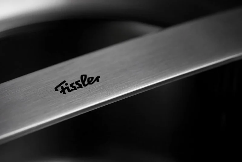 Fissler Phi Collection / Edelstahl-Topfset ,4-teilig, Töpfe mit Glas-Deckel (3 Kochtöpfe, 1 Bratento