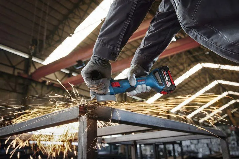 Bosch Professional 18V System Akku-Winkelschleifer GWS 18V-8