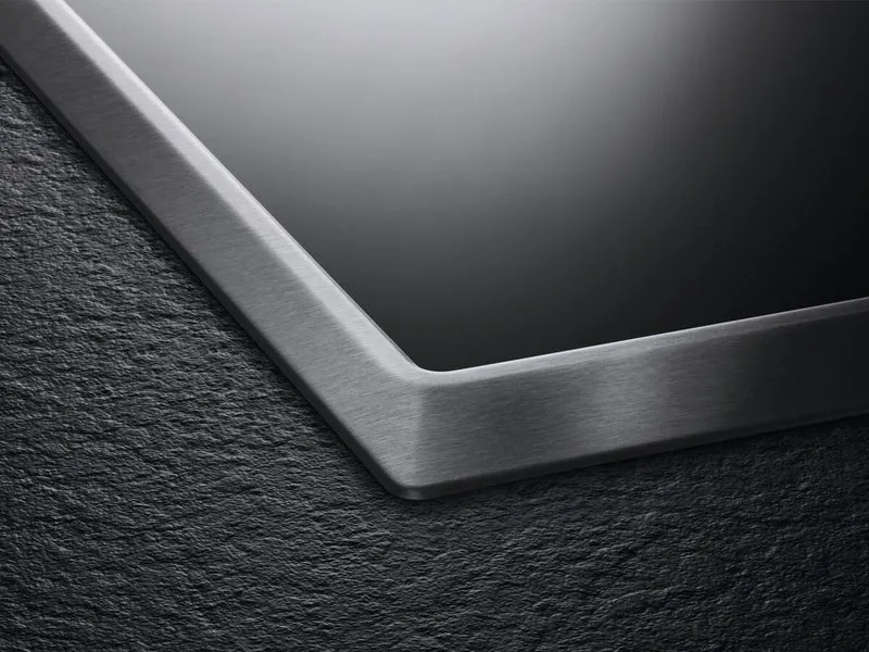 AEG HK634060XB - Schwarz - Integriert - 60 cm - Keramik - Glaskeramik - 4 Zone(n)