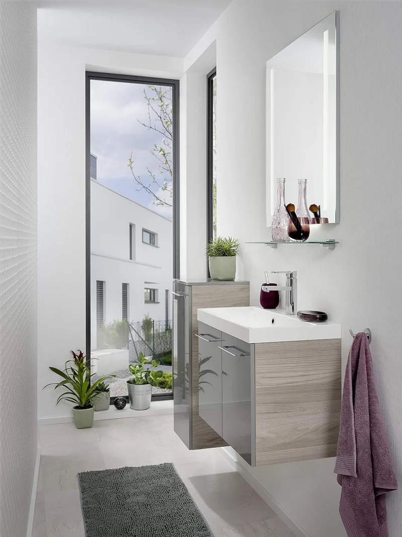 FACKELMANN LED Spiegel linear Mirrors/Wandspiegel mit LED-Beleuchtung und Ambientelicht/Masse (B x H