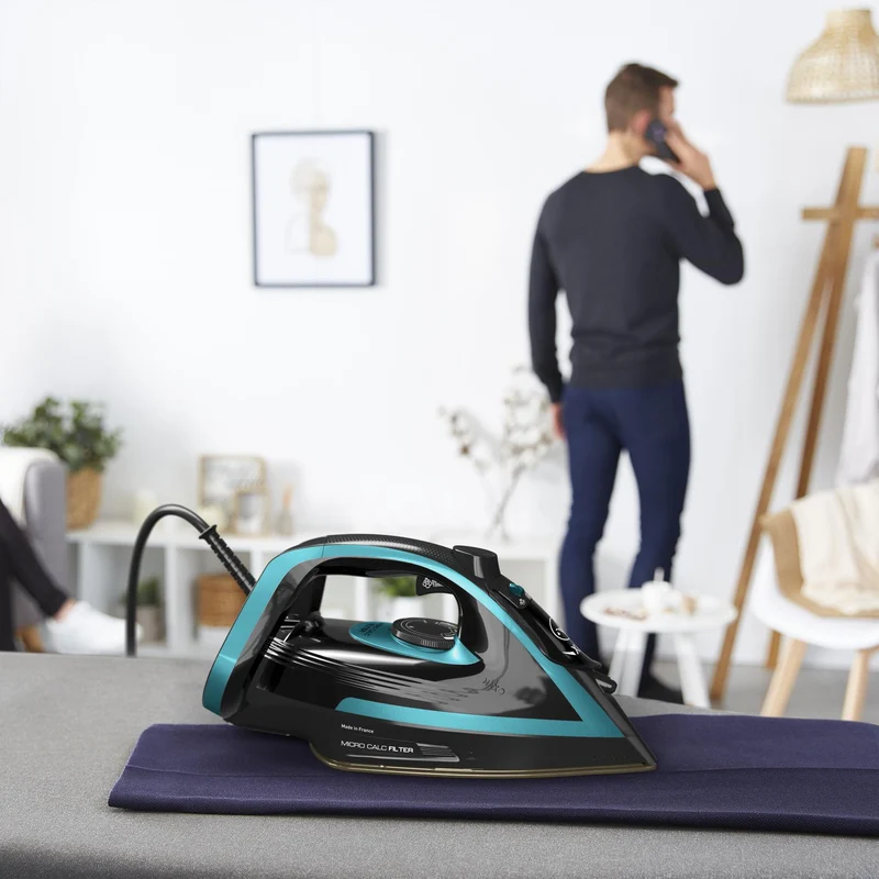 TEFAL Puregliss FV8066 - Trocken- & Dampfbügeleisen - Durilium AirGlide Autoclean soleplate - 2 m - 280 g/min - Schwarz - Blau - 50 g/min