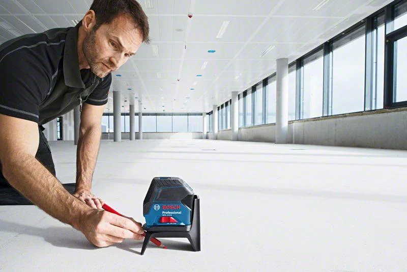 Bosch Professional Kreuzlinienlaser GCL 2-15 mit Halterung