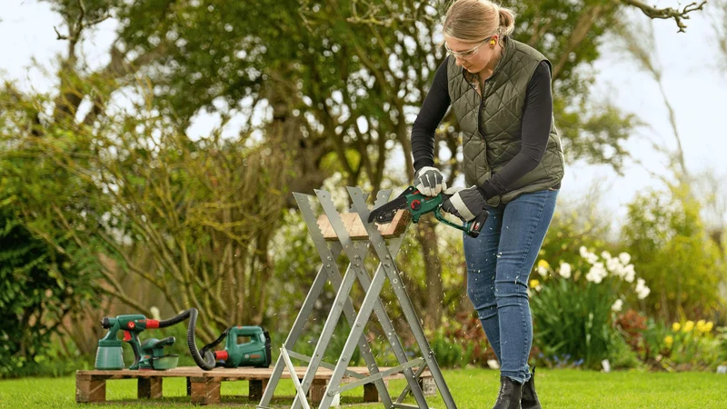 Bosch Mini Kettensäge EasyChain 18V-15-7