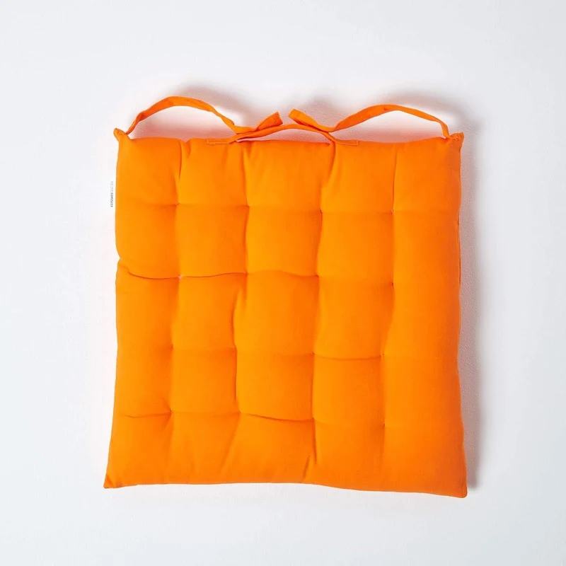 HOMESCAPES 4er Set Stuhlkissen 40 x 40 cm, orange, Sitzkissen mit Bändern und Knopfverschluss, einfa