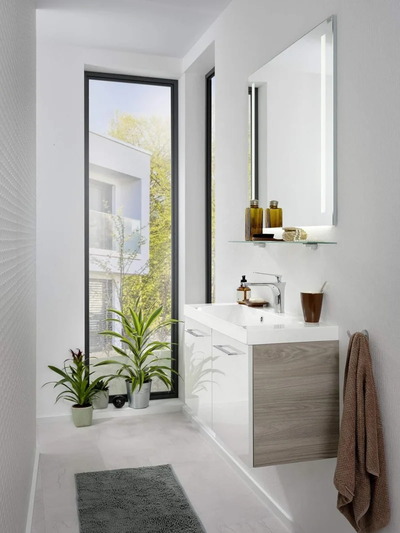 FACKELMANN LED Spiegel linear Mirrors/Wandspiegel mit LED-Beleuchtung und Ambientelicht/Masse (B x H