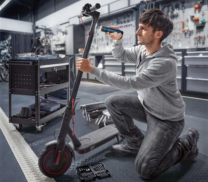 Bosch Go Professional Akku-Schrauber