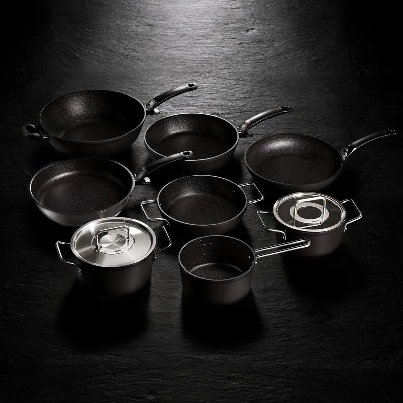 Fissler Adamant / Aluminium-Kochtopf (Ø 20 cm, 2,7L) Töpfe-beschichtet mit Metall-Deckel, antihaften