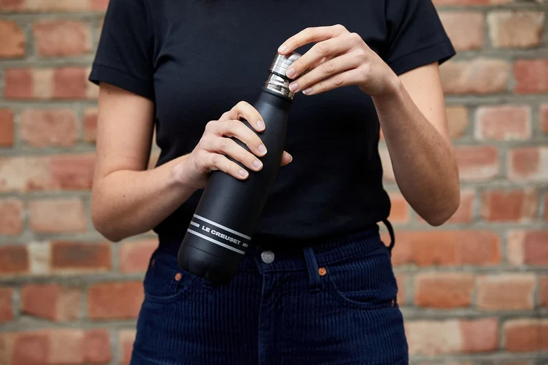 Le Creuset Trinkflasche, Edelstahl, 0.5 L, Schwarz Matt, 41208500000000, Schwarz Matt