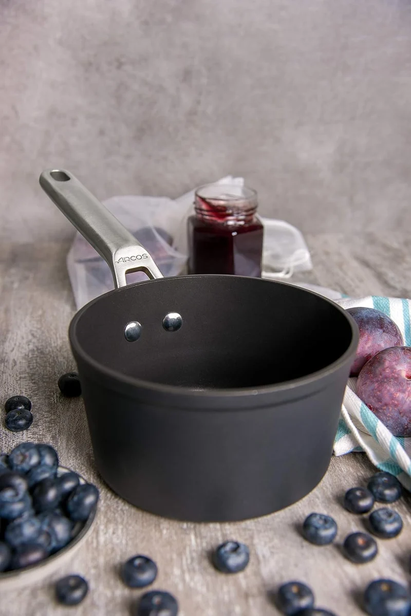 Arcos Serie Samoa | Antihaft-Kochtopf 16 cm und 1,5 L | Geschmiedetes Aluminium | Geeignet für jede